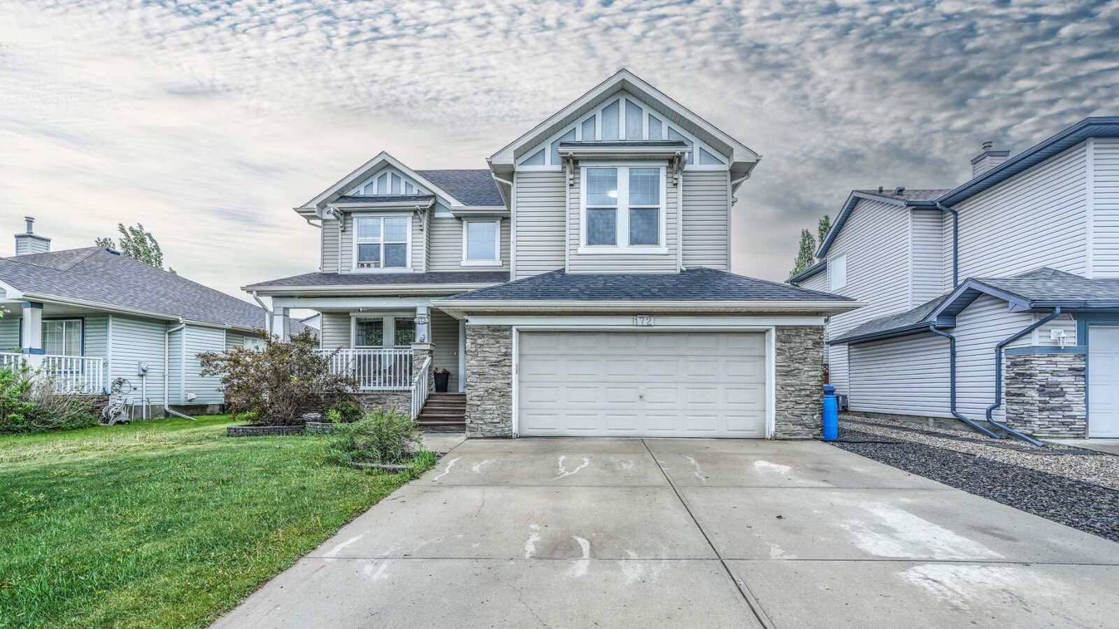 Property Photo: 172 West Creek Boulevard AB T1X 1L8