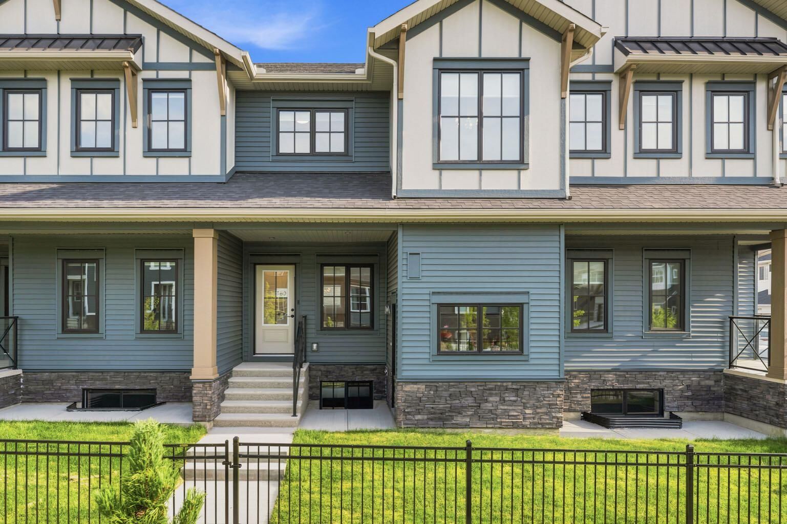 Property Photo: 180 Lawson Lane SE AB T4A 3P3