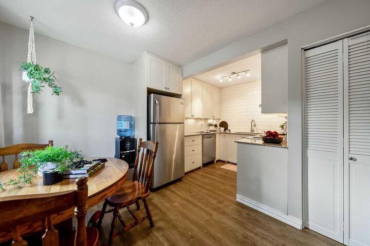 Property Photo: 14736 Deerfield Drive SE 14 AB T1J 5Y1
