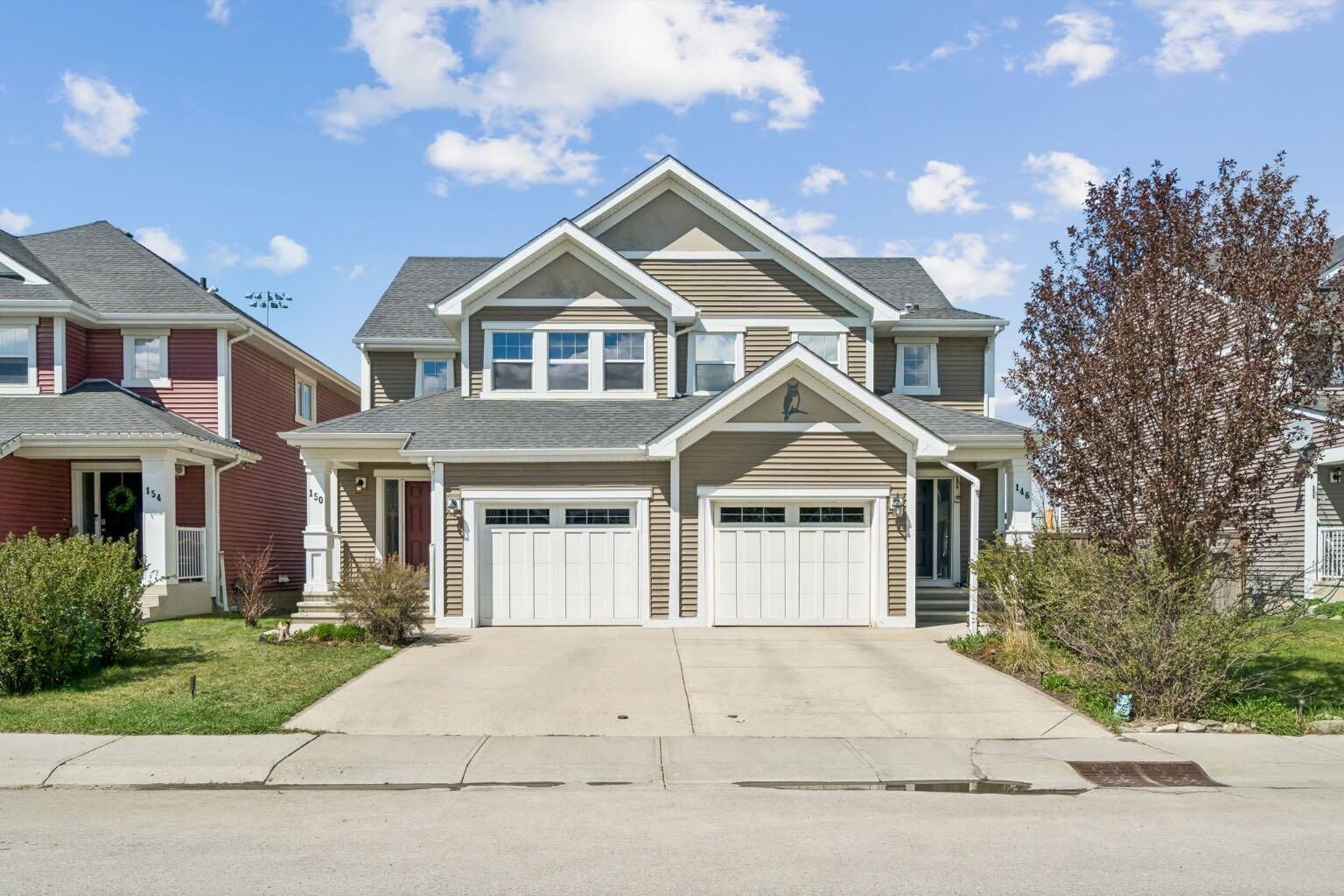 Property Photo: 150 River Heights Crescent AB T4C 0J5