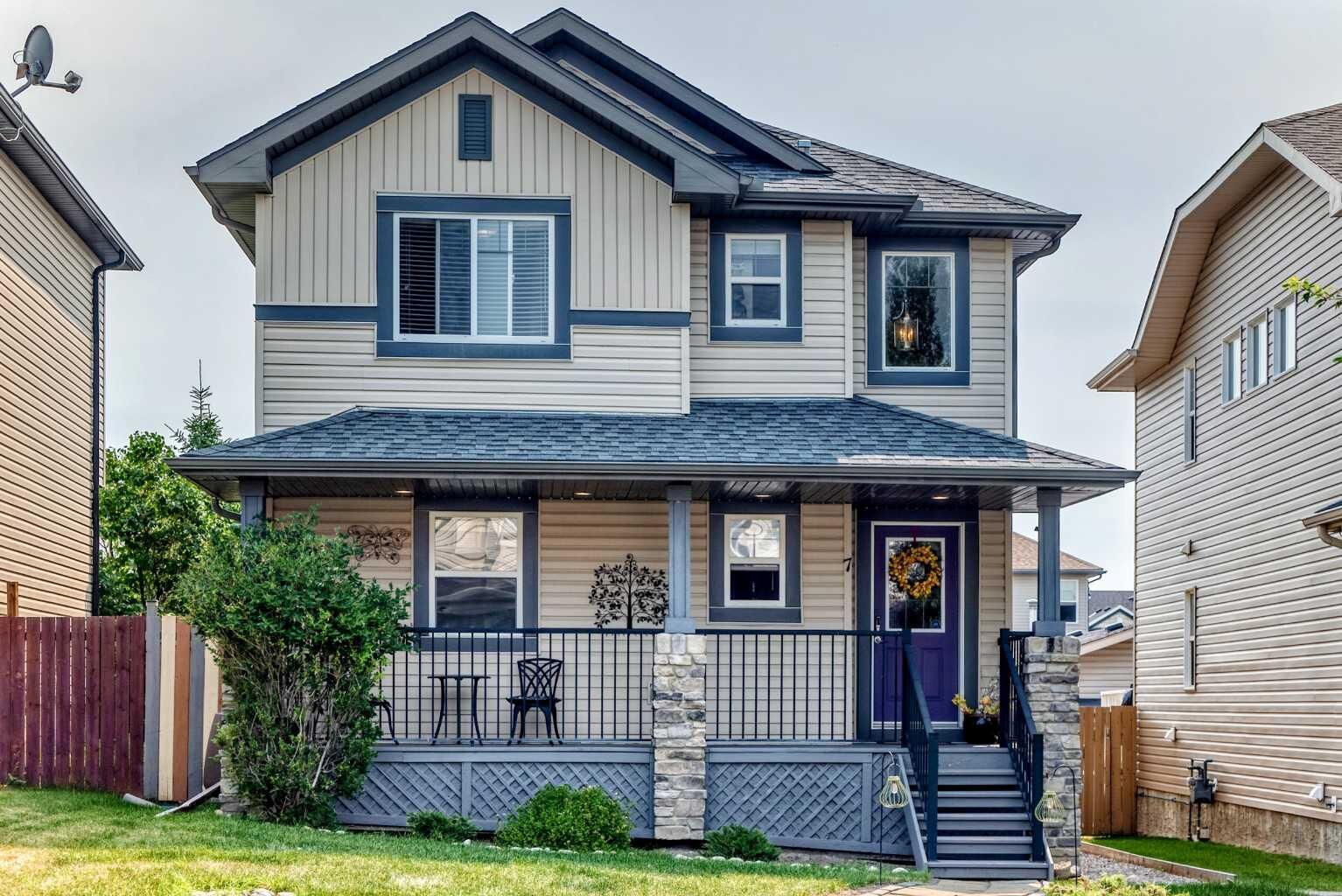 Property Photo: 7 Crystal Shores Heights AB T1S 2K9