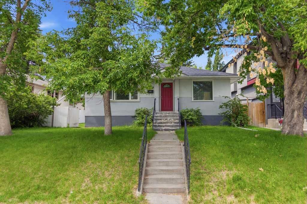 Property Photo: 2219 35 Street SW AB T3E 2X7