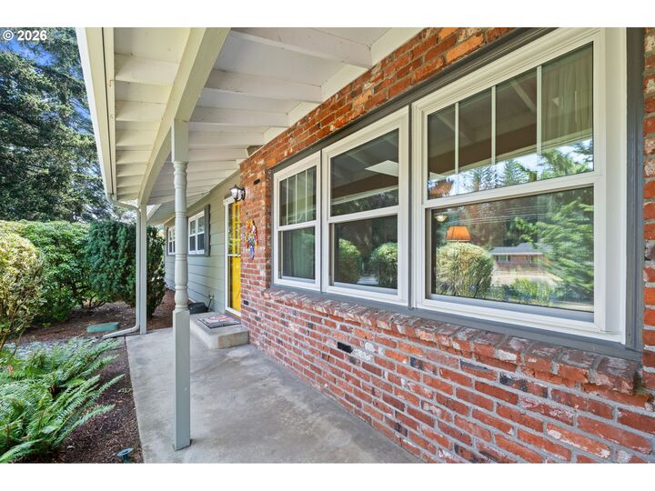 Property Photo: 6221 Montana Ln WA 98661