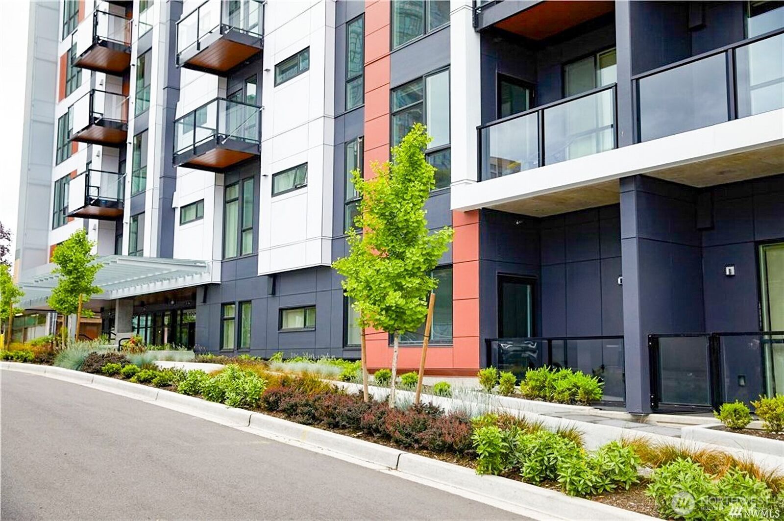Property Photo:  1083  103rd 406  WA 98004 