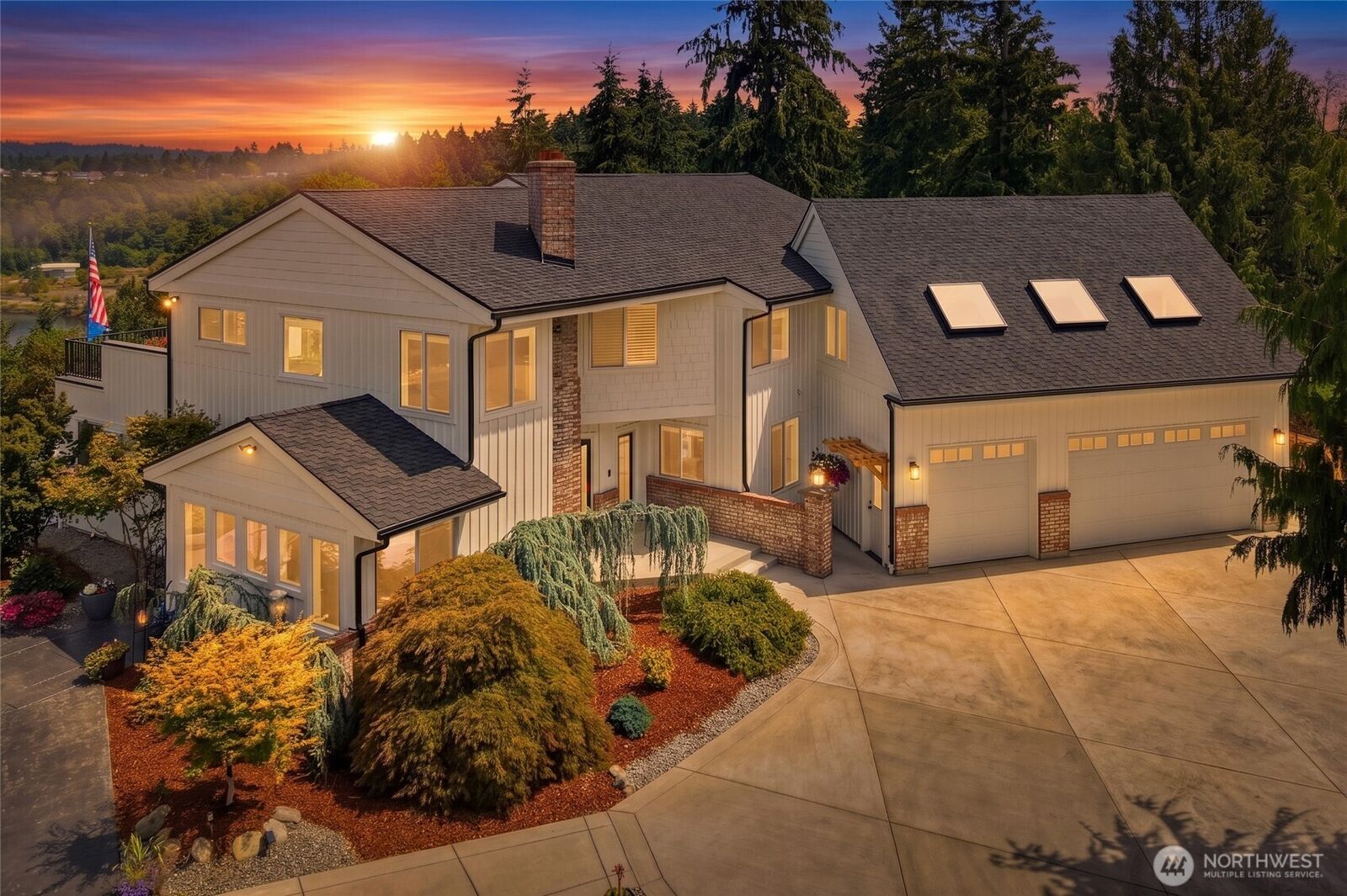 Property Photo:  35  Silver Beach Drive  WA 98388 