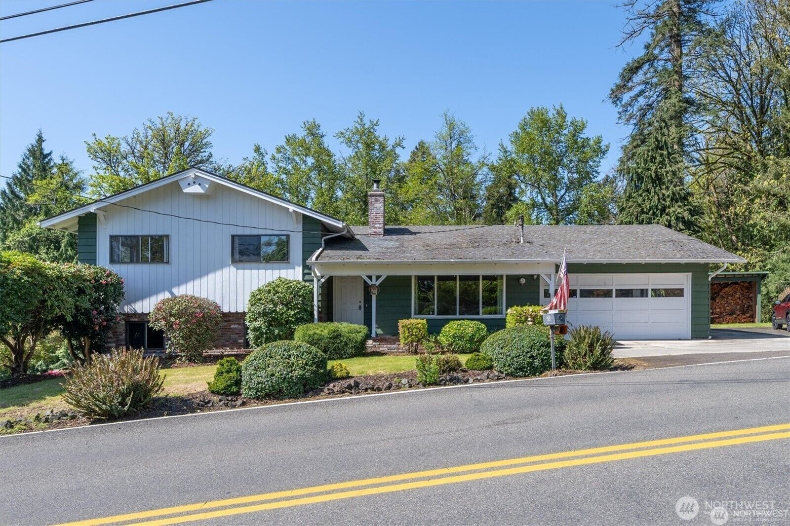 Property Photo: 201 Inglewood Drive WA 98632