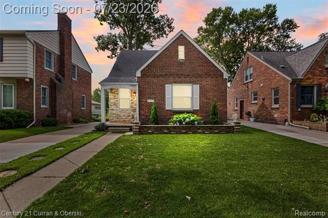 Property Photo: 23035 Marlboro Street MI 48128
