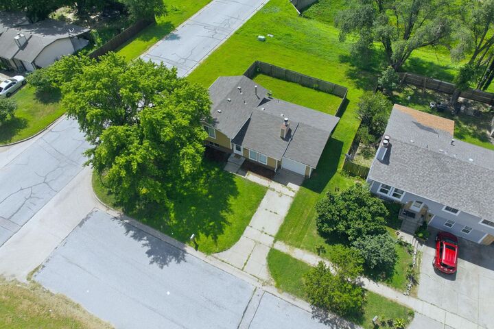 Property Photo: 435 E Campus St KS 67216