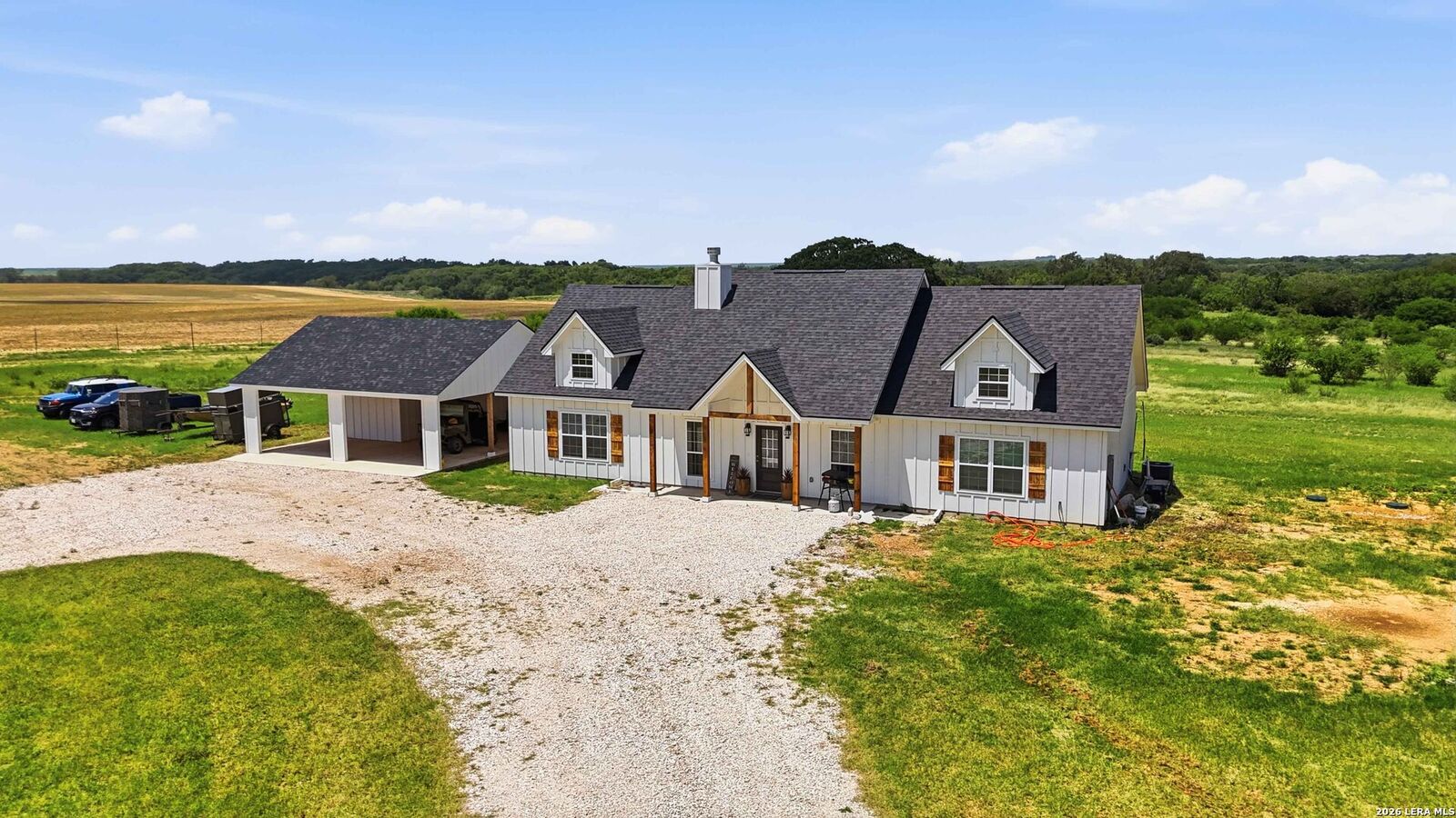 Property Photo:  2194 S Ranch Rd 187  TX 78881 