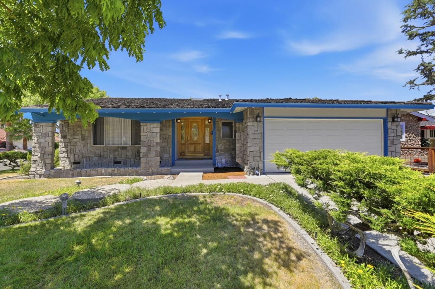Property Photo:  5897 Erskine Court  CA 95123 