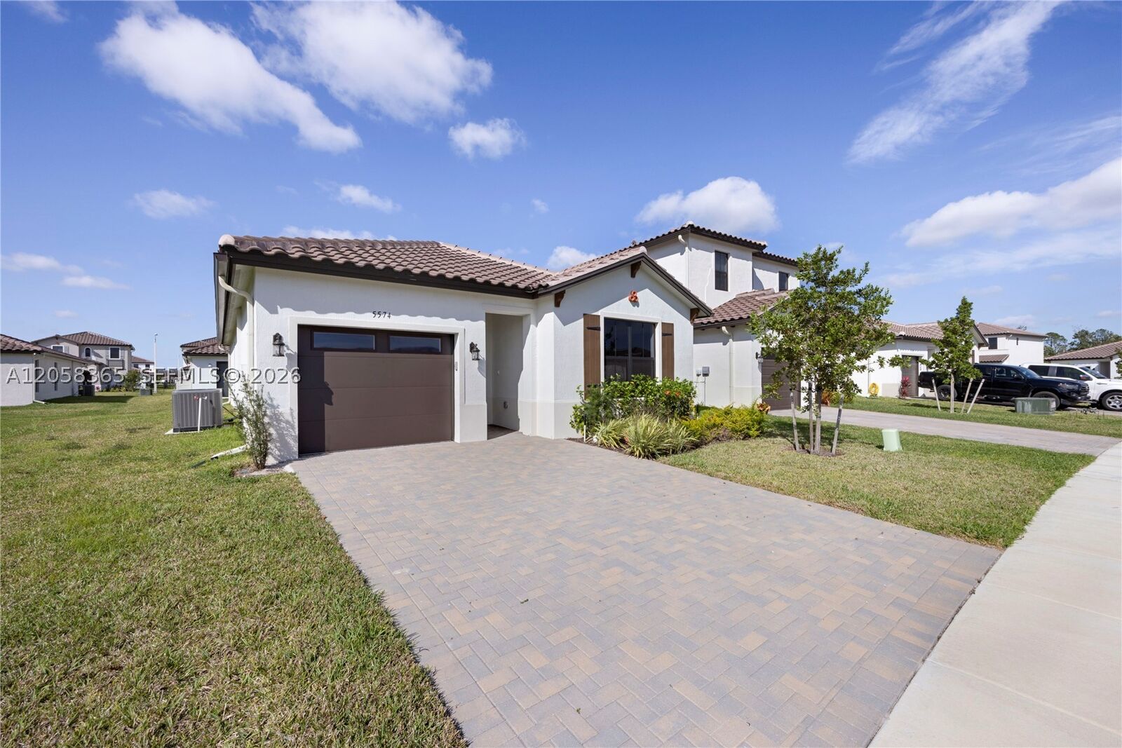 Property Photo: 5574 Cassidy Lane FL 34142