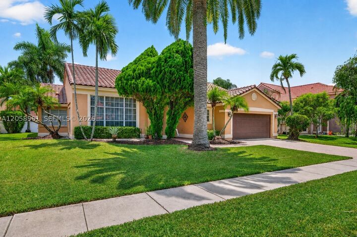 Property Photo: 19352 NW 11th St FL 33029
