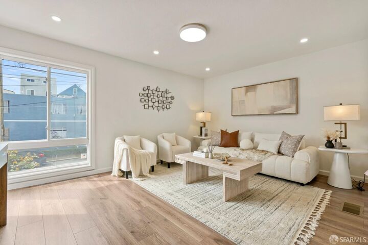 Property Photo:  190 Gaven Street  CA 94134 