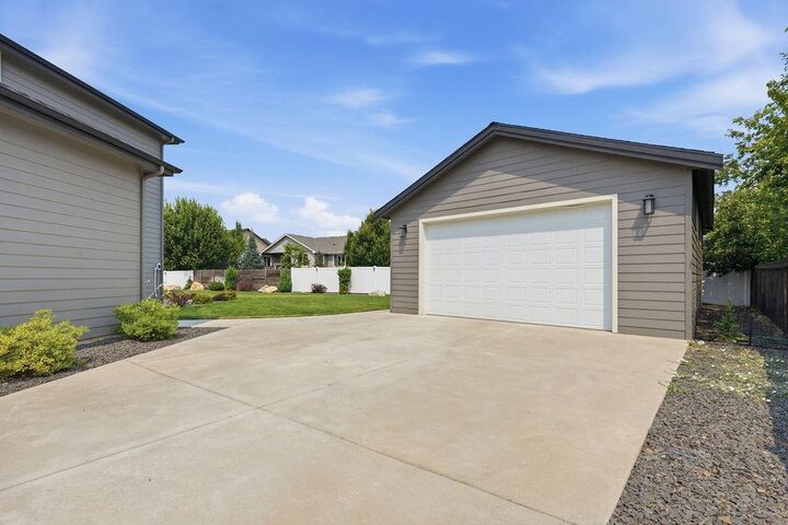 Property Photo: 2022 W St Thomas More Way WA 99208