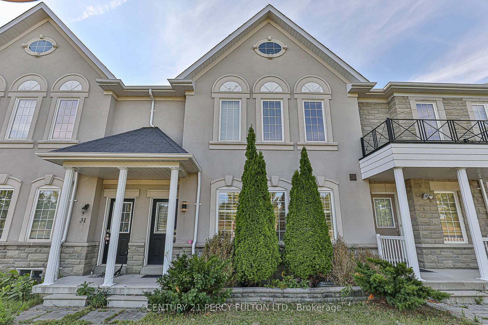 Property Photo: 29 Vettese Court ON L6B 0V6