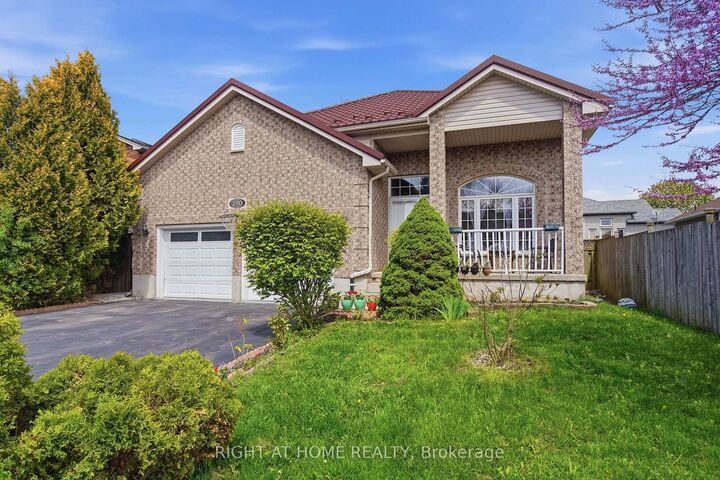 210 Hawthorne Road — photo 1