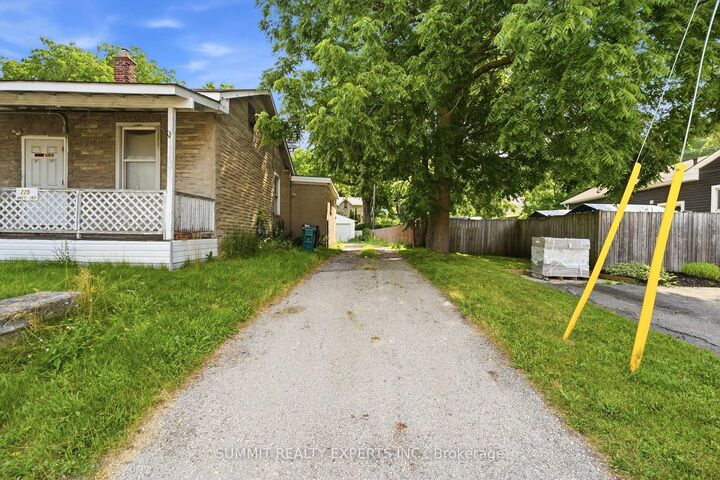 Property Photo: 225 Ainsile Street S ON N1R 3L2
