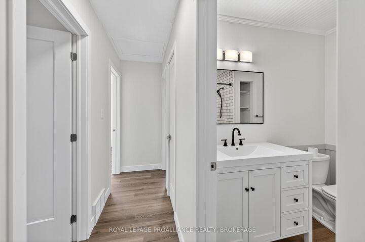 Property Photo: 1088 Pinewood Place ON K7P 1L1