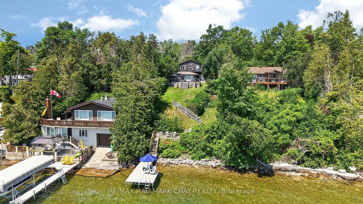 2289 Lakeshore Road E — photo 1