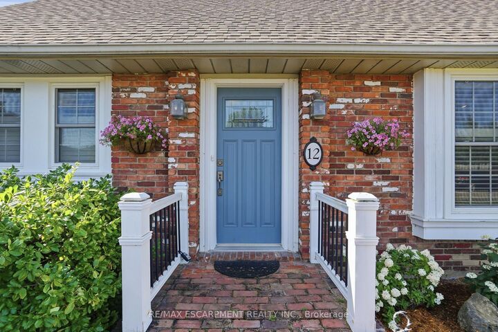 Property Photo: 12 Huntington Lane ON L2S 3J5
