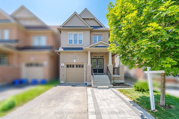 Property Photo: 570 Windfields Farm Drive ON L1L 0L8