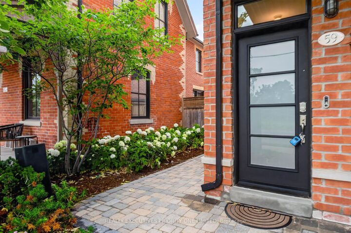 Property Photo:  8161 Kipling Avenue 59  ON L4L 2A3 