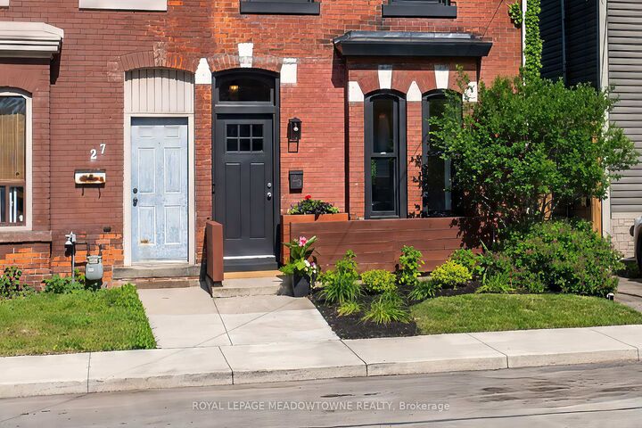 29 Railway Street — photo 1