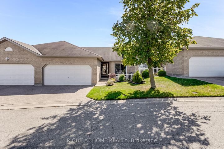 Property Photo:  861 Shelborne Street 34  ON N5Z 5C5 