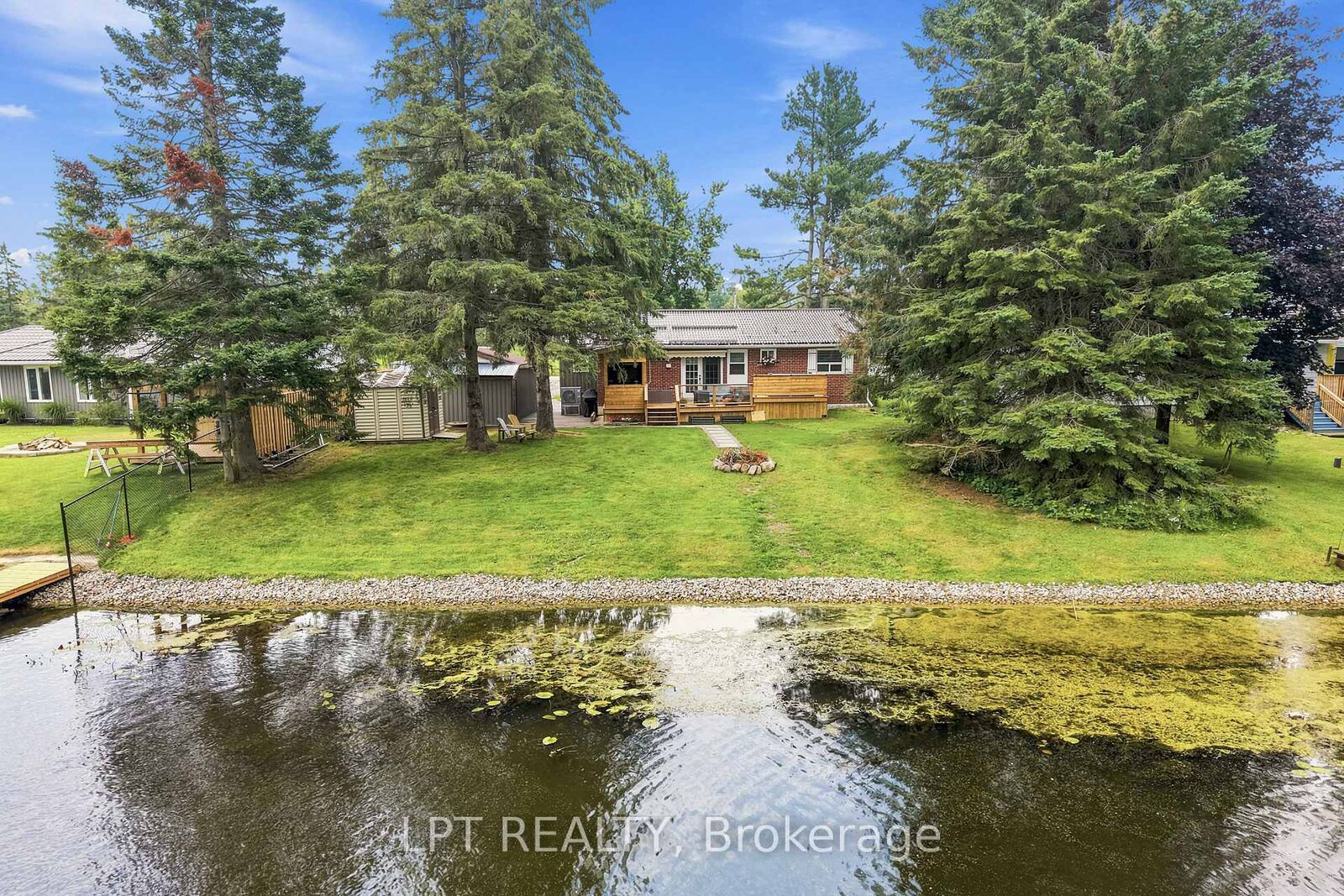 Property Photo:  2628 Westshore Crescent  ON L3V 0V8 