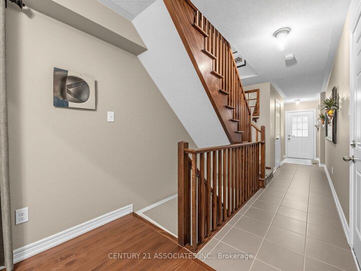 Property Photo: 233 Duskywing Way 48 ON L6L 0C5