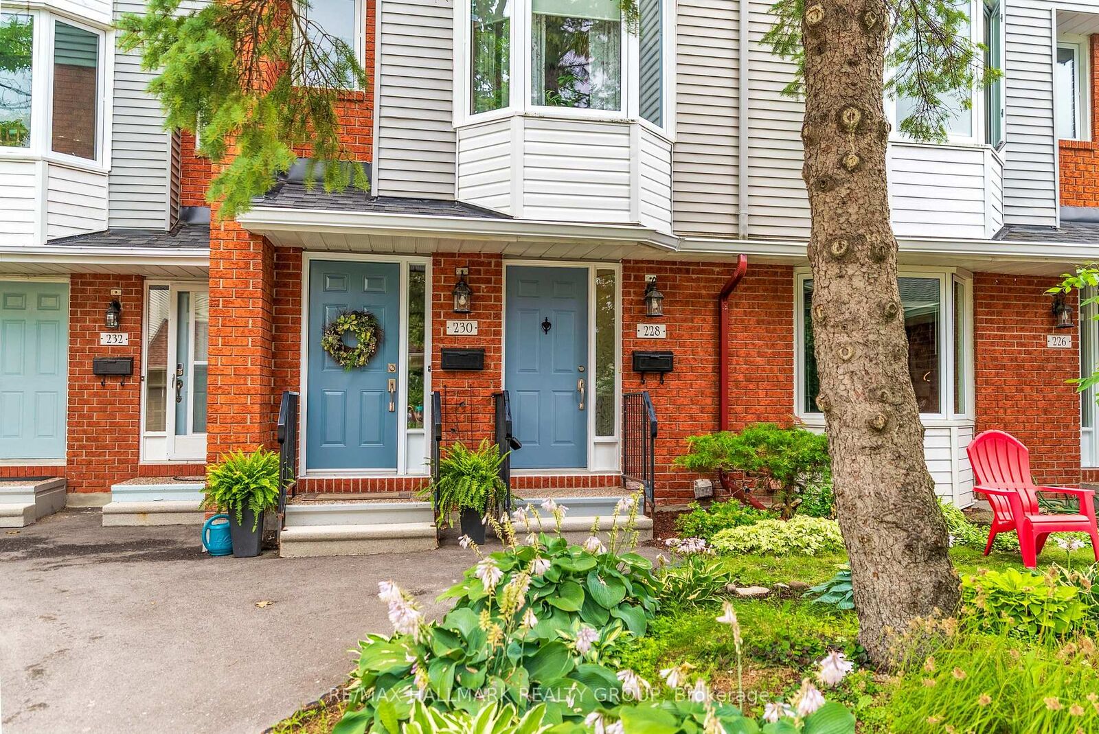 Property Photo: 228 Harriot Private 6 ON K1T 3C8