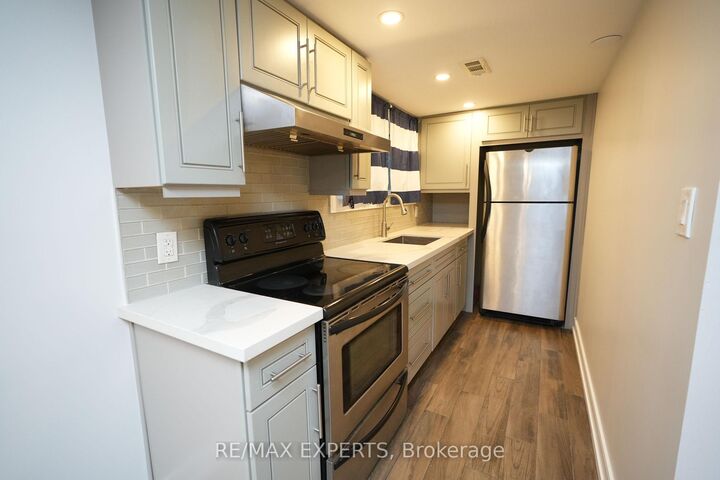 Property Photo:  333 Rimilton Avenue 3  ON M8W 2E5 