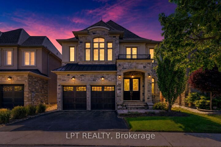 113 Burns Boulevard — photo 1