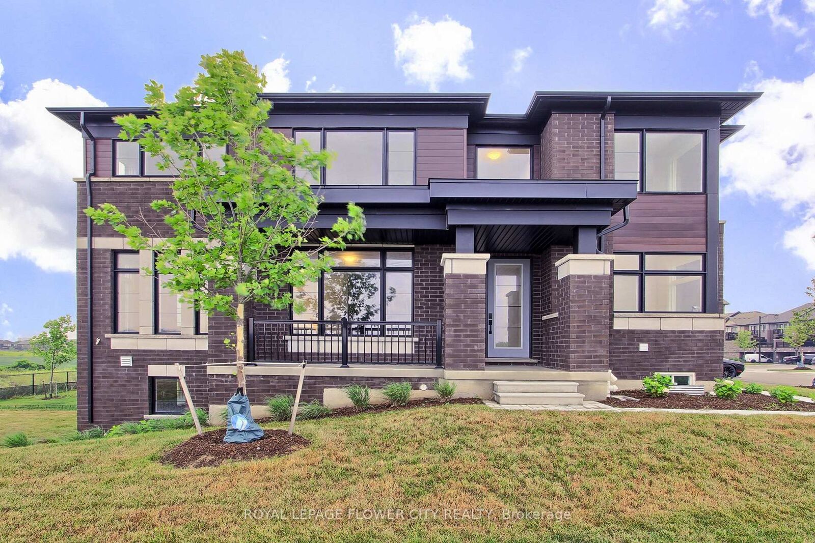 Property Photo: 400 Newman Drive 1 ON N1S 0E8