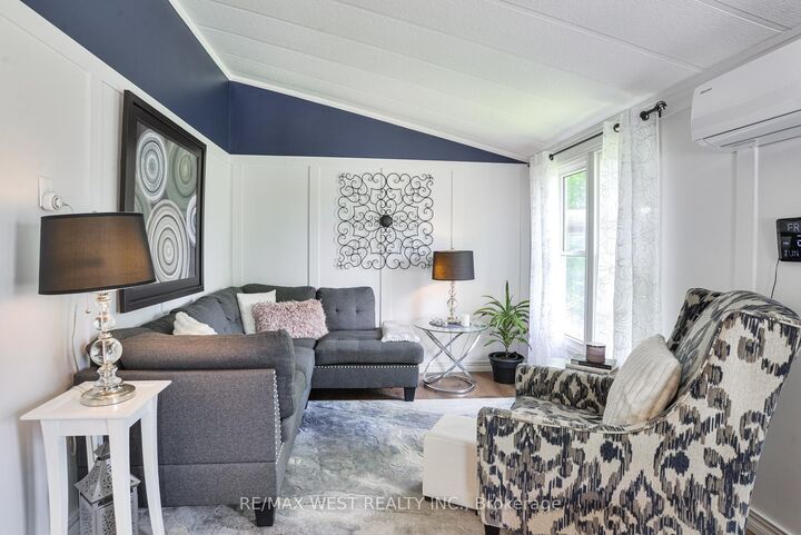 Property Photo:  1007 Racoon Road 100  ON P1P 0C4 