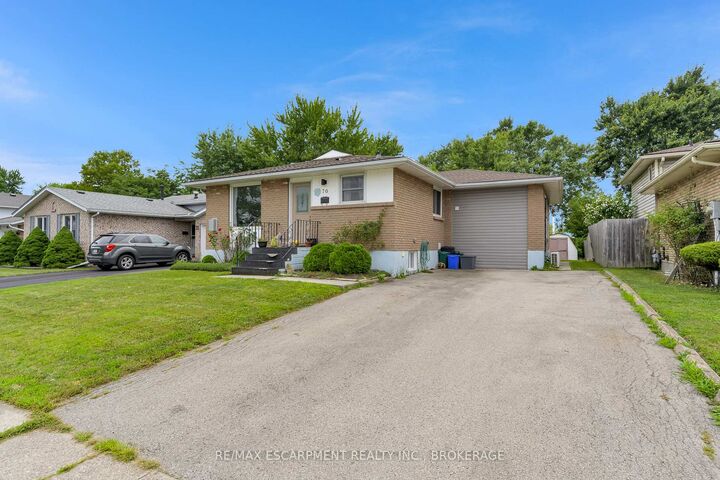 Property Photo: 76 Marc Boulevard ON L3B 5V1