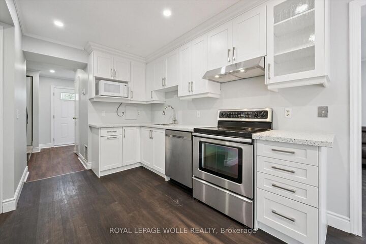 Property Photo: 121 University Avenue E 11 ON N2J 4J1