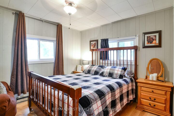 Property Photo:  1072 Sylvan Glen Drive  ON L0K 1B0 
