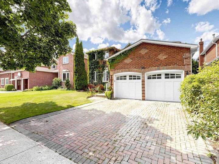 Property Photo: 54 Stave Crescent ON L4C 9J8