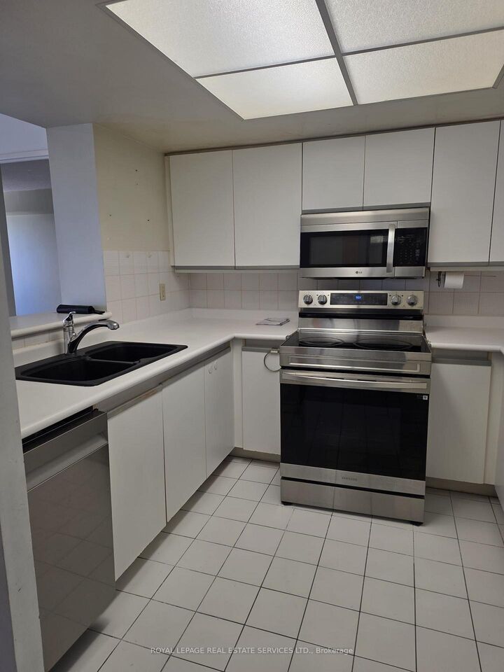 335 Webb Drive 708 — photo 1