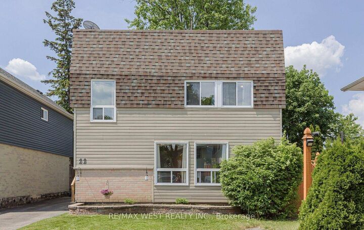 Property Photo: 22 Josephine Court ON L6S 2L3