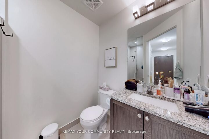 4955 Yonge Street 2117 — photo 1