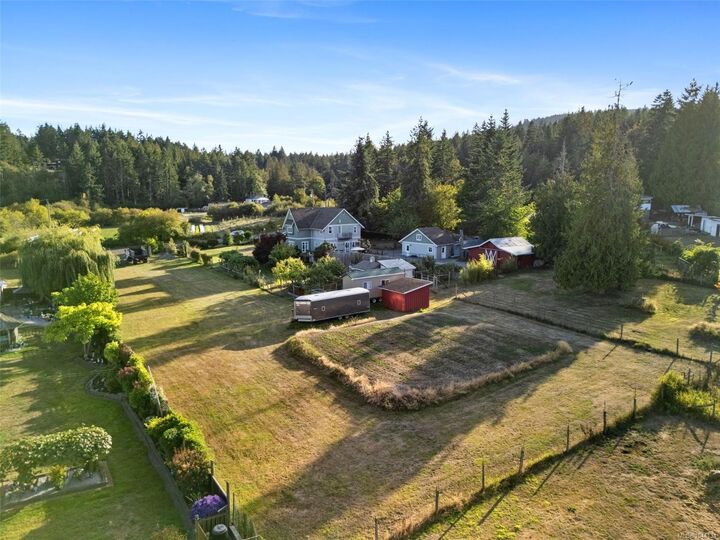 Property Photo:  1559 Tatlo Rd  BC V0R 1R0 
