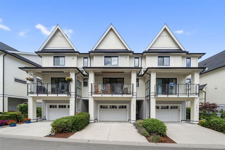 Property Photo: 2836 Turnstyle Cres BC V9B 0T8