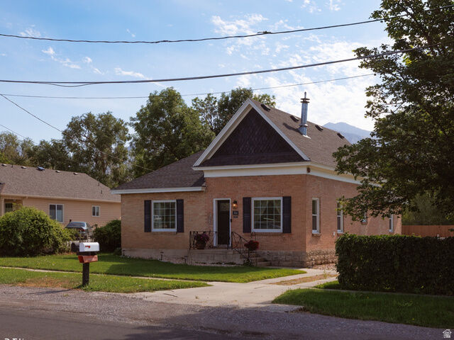 Property Photo:  334 N 300 E  UT 84003 
