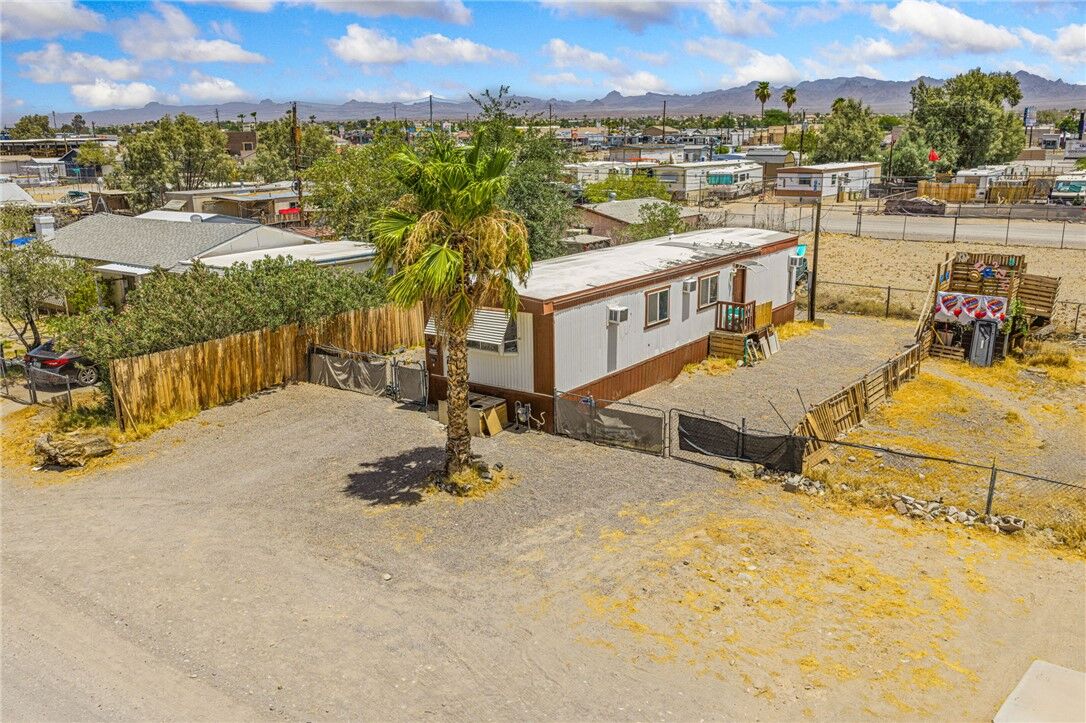 Property Photo: 4586 Camino Ejercito Street AZ 86426