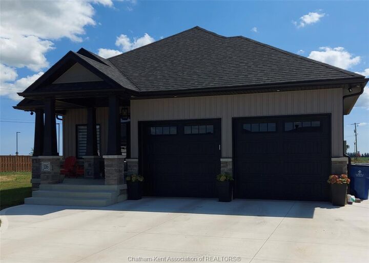 76 Bloomington Way — photo 1