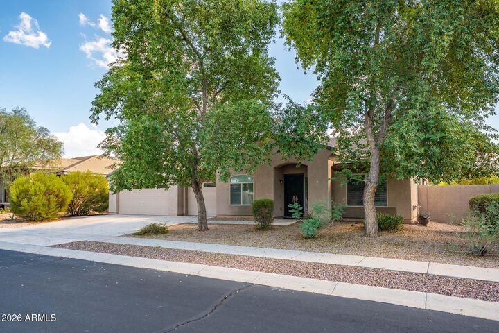 Property Photo: 7621 W Peck Drive AZ 85303