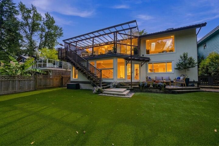 Property Photo: 2360 Mackay Avenue BC V7P 2M9