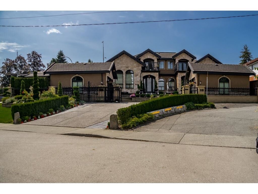 Property Photo:  5957 Forglen Drive  BC V5H 3L4 
